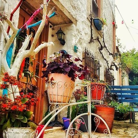 Lilyum Alacati - Tas Ev Kültér fotó